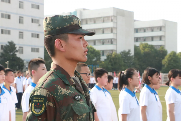 少年,在歷練中成長 少年,在歷練中成長