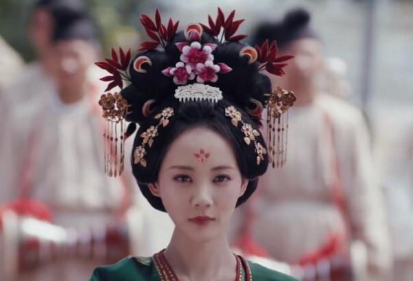 演過第一美人的演員們（下）