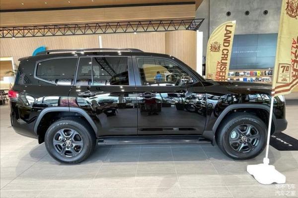 想要完全瞭解一個男人?全新蘭德酷路澤GR SPORT版實拍,人見人愛 想要完全瞭解一個男人?全新蘭德酷路澤GR SPORT版實拍,人見人愛