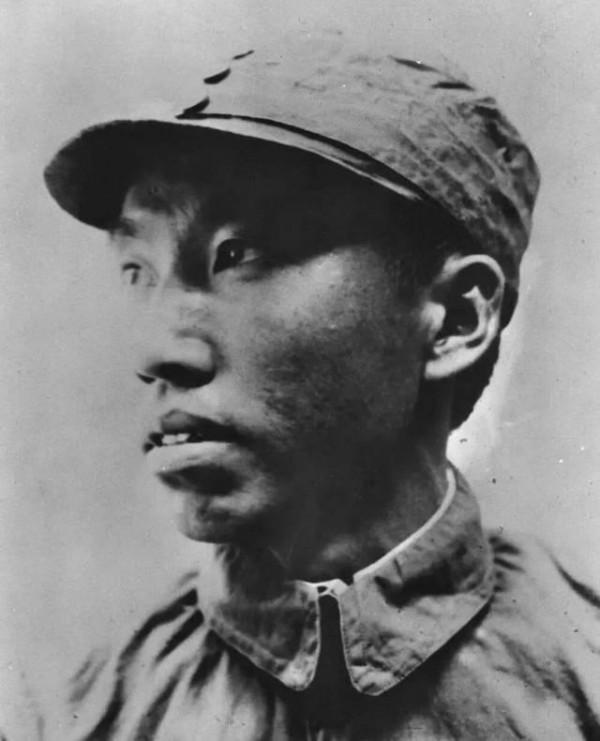 55年大授銜，如果左權將軍在世，能否力壓粟裕，成開國大將之首？