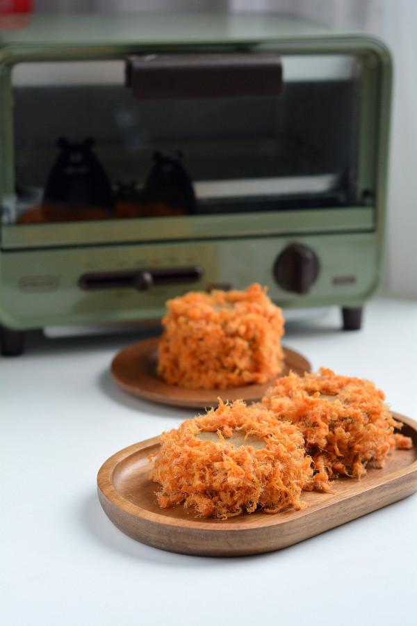 用1個雞蛋做的黑芝麻肉鬆小貝，咬一口真滿足，yyds就是你了