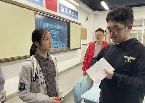 安徽學霸丁雯琪：17歲被8所世界名校錄取，家庭教育是其成功關鍵