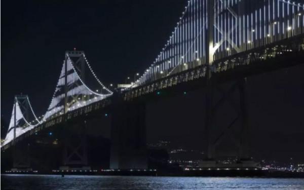 中國成為基建狂魔，美國不服氣？中企為美造橋，受盡了無端刁難