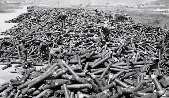 美軍飛行員擊落一架運輸機，21名蘇軍當場犧牲，蘇聯：以血還血