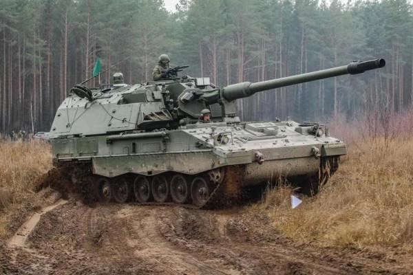 立陶宛炮兵營實彈射擊訓練 立陶宛炮兵營實彈射擊訓練