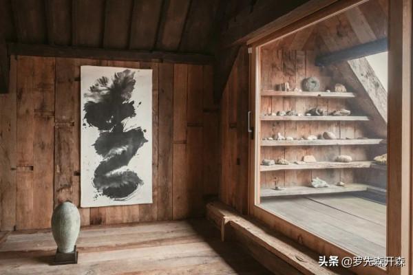 侘寂風私宅；當代藝術品結合在一起，呈現出獨屬韻味的家居風格