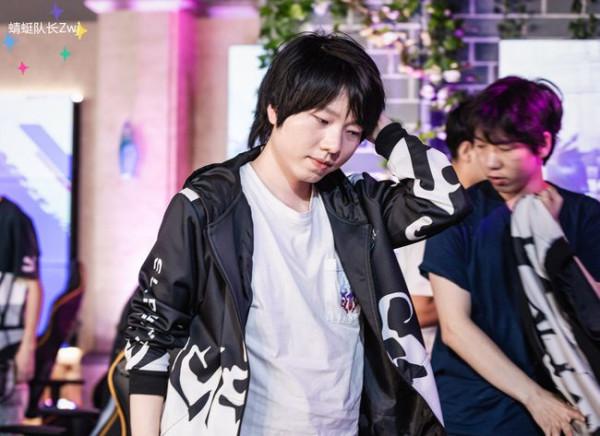 Dota2-“無冠超”?拒絕者透露:隊內隊員除了Maybe之外全部中招 Dota2-“無冠超”?拒絕者透露:隊內隊員除了Maybe之外全部中招