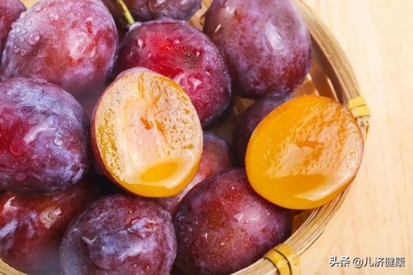 這個水果酸酸甜甜，孩子一吃就不便秘！具體怎麼吃？