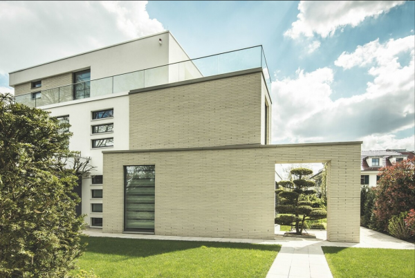 為何有錢人不愛買別墅了？這5點是硬傷，住戶很難忍受