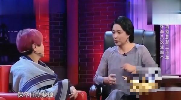 75歲鄭佩佩近況曝光!祖孫三代合照溫馨,混血外孫顏值高 75歲鄭佩佩近況曝光!祖孫三代合照溫馨,混血外孫顏值高