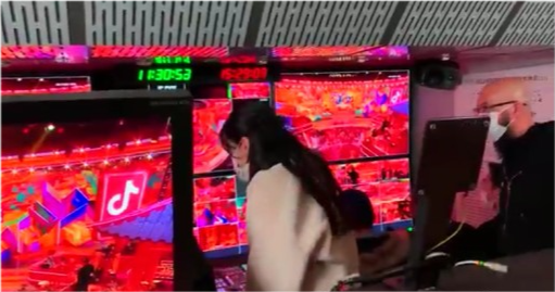 北京臺春晚陣容：baby葛優成代言人，關曉彤李菁等女星盛裝出席