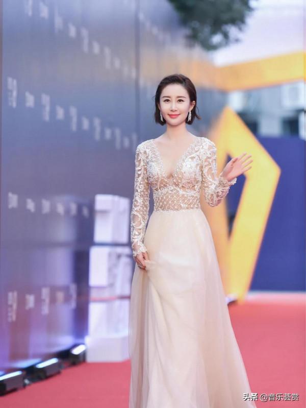 曾經童星出道的舒暢