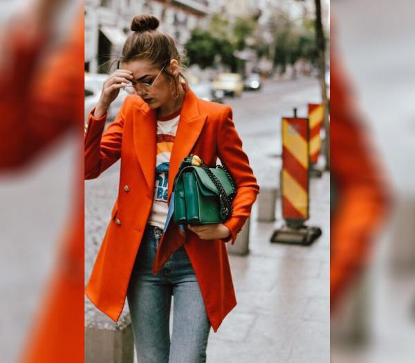 適合時尚女性的西裝外套。熟悉 2021-2022 秋冬流行款式 適合時尚女性的西裝外套。熟悉 2021-2022 秋冬流行款式