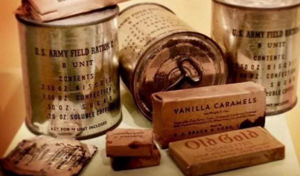 二戰時期美軍有多挑食？午餐肉罐頭當垃圾，盟軍撿起扔在地上的吃