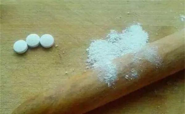 淘米水加點料,沒有異味,肥效能翻10倍,養啥花都旺 淘米水加點料,沒有異味,肥效能翻10倍,養啥花都旺