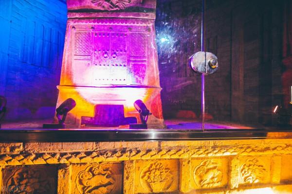 1995年,放羊娃誤入古墓,老爹貪財引進盜墓賊,引發悲劇 1995年,放羊娃誤入古墓,老爹貪財引進盜墓賊,引發悲劇