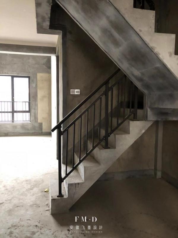 4套案例證明,還是傳統的現澆樓梯耐看,鋪石材嵌燈帶提高了檔次 4套案例證明,還是傳統的現澆樓梯耐看,鋪石材嵌燈帶提高了檔次