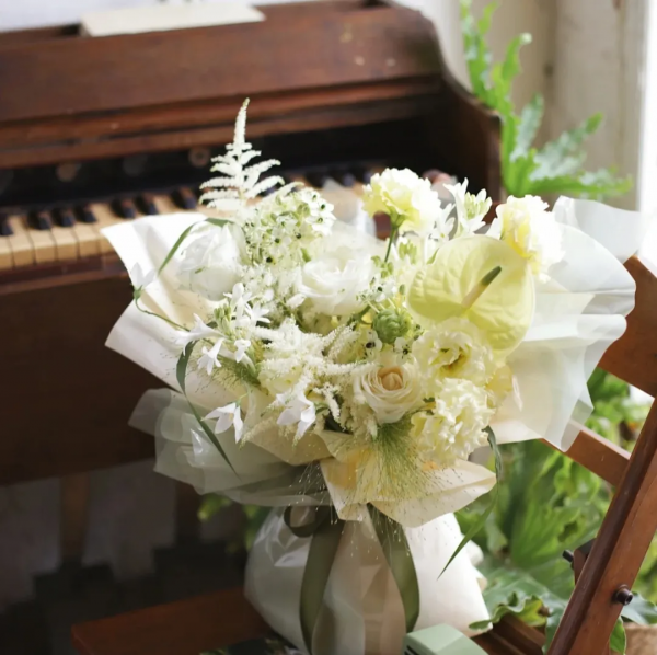 葉似蕨，花霧朦，落新婦散發浪漫唯美的氣息 | 壹木星球 No.4