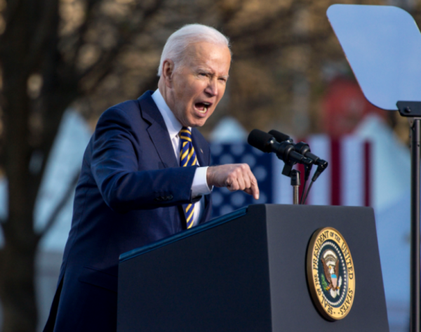 冬奧期間，美國對華射出三支利箭，軍事經濟雙威脅，中國嚴陣以待