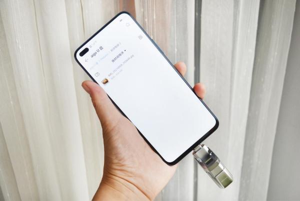 比普通隨身碟快10倍,還帶雙介面,固態隨身碟(USSD)究竟為何物? 比普通隨身碟快10倍,還帶雙介面,固態隨身碟(USSD)究竟為何物?