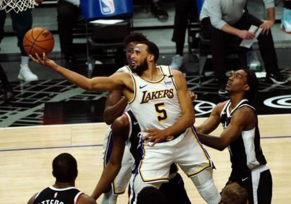 塔克濃眉迎爆發賽季?讓美記最擔心的為何是韋少? 塔克濃眉迎爆發賽季?讓美記最擔心的為何是韋少?