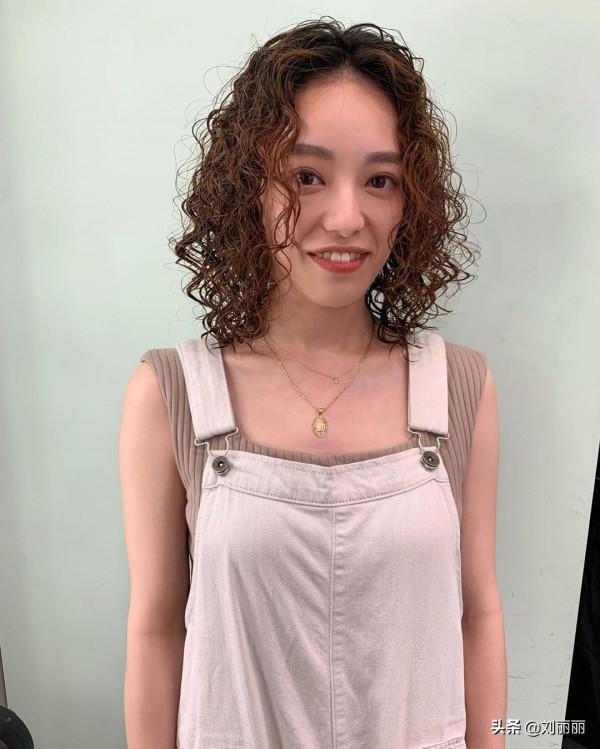 髮型要想不過時，選擇這4種髮型就對了，洋氣瘦臉美美噠