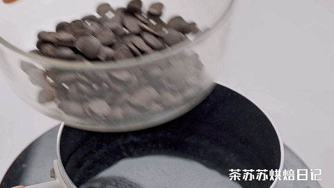 女王超愛的蛋糕！隨手在家做出來，絲滑細膩賊過癮