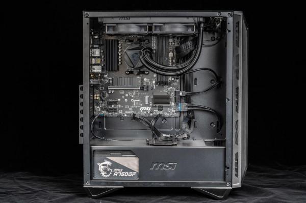 選對的不選貴的！AMD依舊yes！一個攝影+行政黨的最佳價效比主機