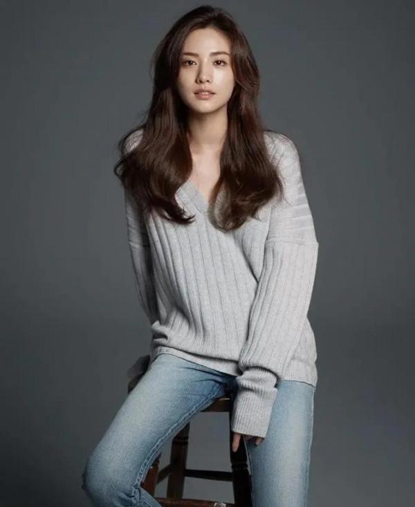 連續兩年被評為世界最美 林珍娜