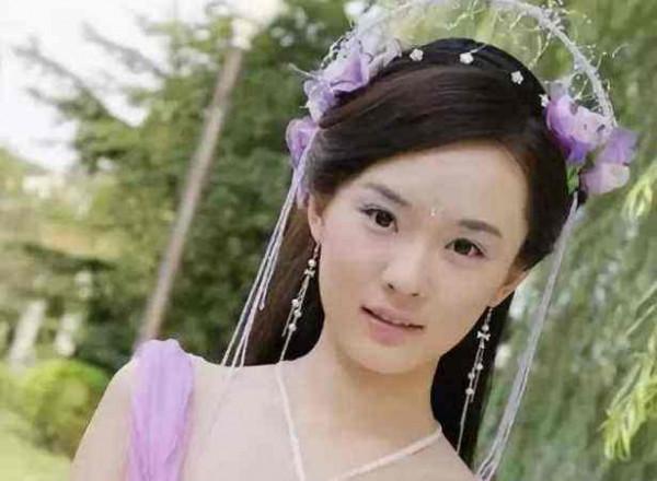 沒氣質別霍霍紫色，這6位紫衣美人太亮眼，有人溫柔，有人霸氣