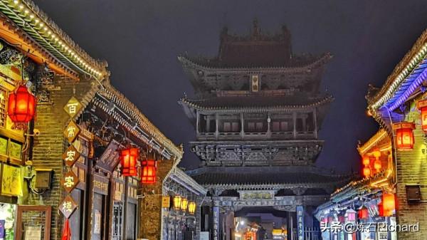 這座古城是中國儲存最好的古縣,現為世界遺產,夜景十分迷人 這座古城是中國儲存最好的古縣,現為世界遺產,夜景十分迷人