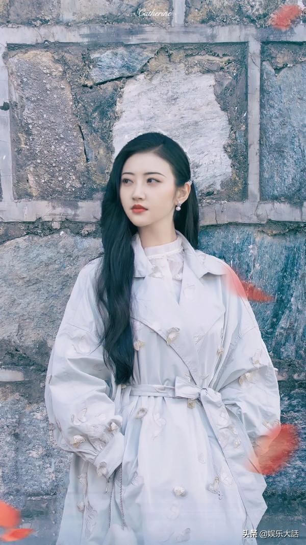 演技不行就別尬吹!讓這9位女星告訴你,風情萬種是可以演出來的 演技不行就別尬吹!讓這9位女星告訴你,風情萬種是可以演出來的