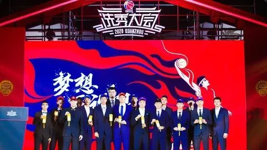 又爆了!11罰10中!中國後衛明年必衝NBA 又爆了!11罰10中!中國後衛明年必衝NBA