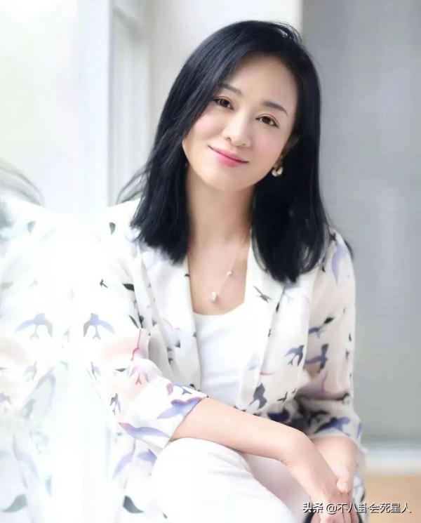 那些老了就演皇后太后的演員，年輕時都是大美人，老了氣質依舊