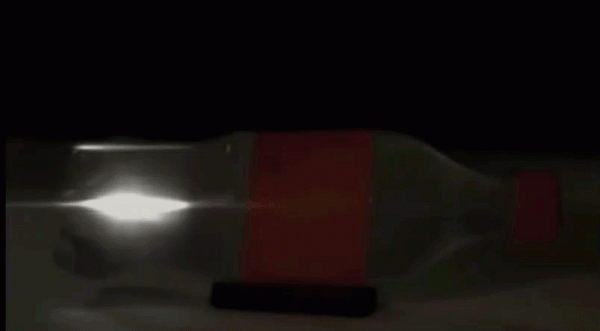 一光年的距離，光真的要走一年時間嗎？光：只是一瞬間