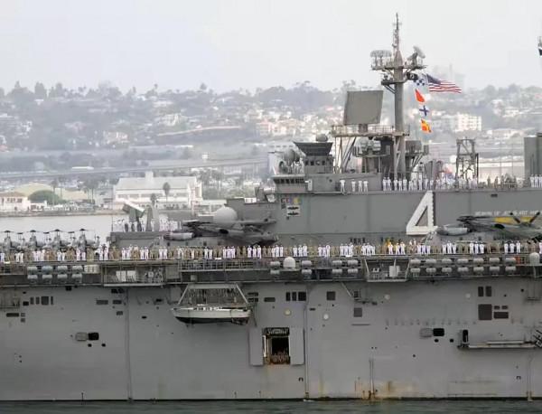 LHD“黃蜂”級兩棲攻擊艦圖集（222圖）