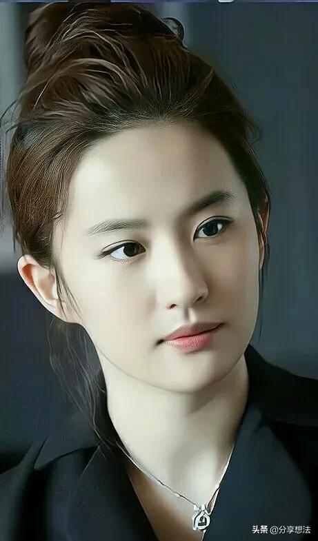 劉亦菲現代裝美圖桌布