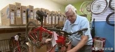 貝佐斯成世界首富,生父卻在路邊修車、無錢住院，他為何這麼狠心?