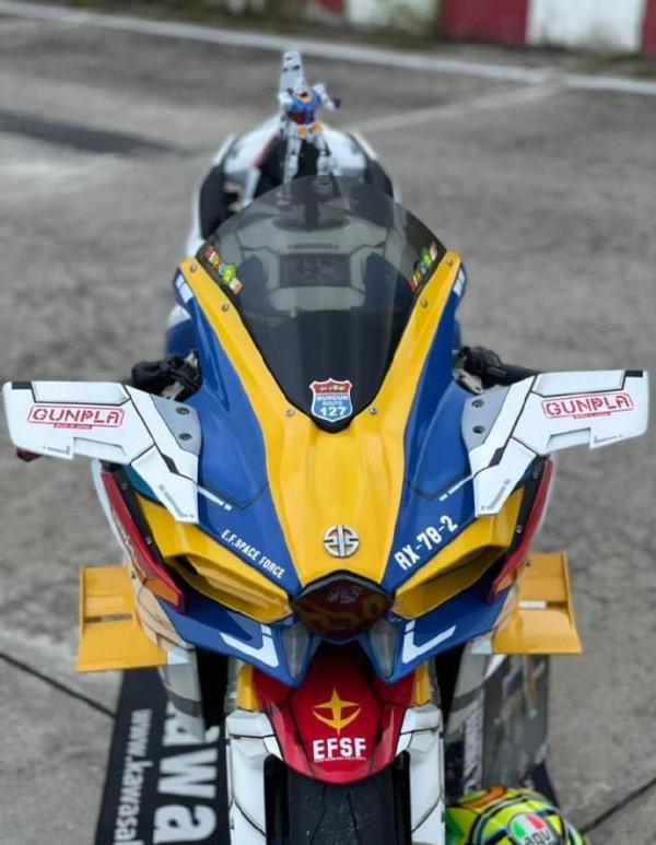 RX-78-2高達配色川崎NinjaH2痛車 ​​​​ RX-78-2高達配色川崎NinjaH2痛車 ​​​​