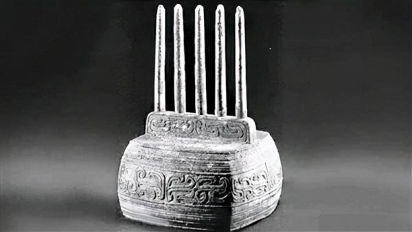 逆天文物,穿越而來。(路由器、啤酒瓶蓋、方向盤、奧特曼) 逆天文物,穿越而來。(路由器、啤酒瓶蓋、方向盤、奧特曼)