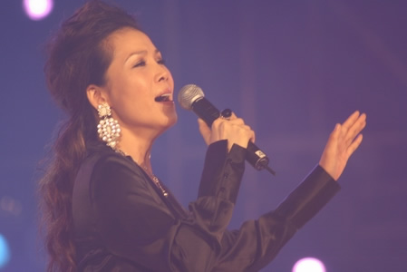 6對因一首歌引發&OpenCurlyDoubleQuote;戰爭&rdquo;的明星：田震怒摔話筒，陳慧嫻退出歌壇