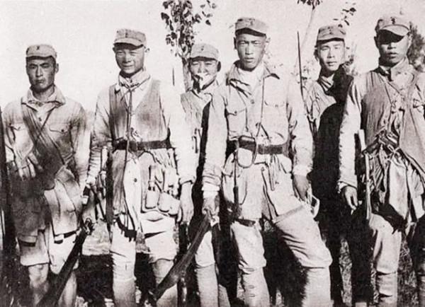 夜襲陽明堡的第769團,七位團長都是誰?他們後來是什麼軍銜? 夜襲陽明堡的第769團,七位團長都是誰?他們後來是什麼軍銜?