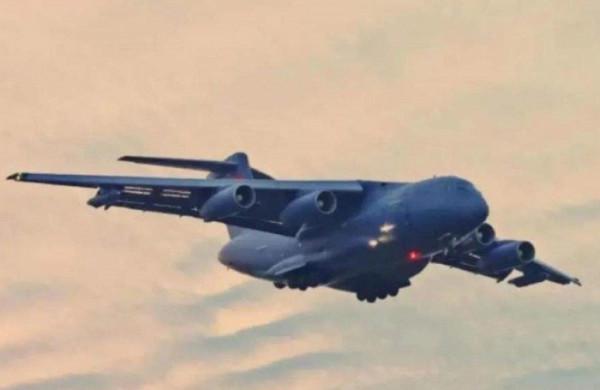 運油-20B空中加油機亮相 未來或能發展成全球最大的空中加油機