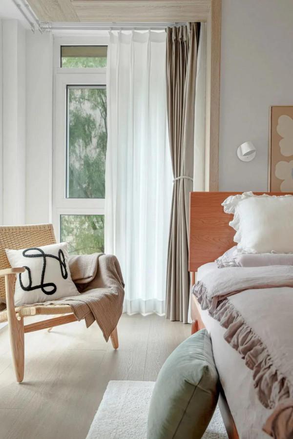 二胎媽媽曬出90㎡新家走紅，全屋超多收納，乾淨明亮又溫馨，佩服