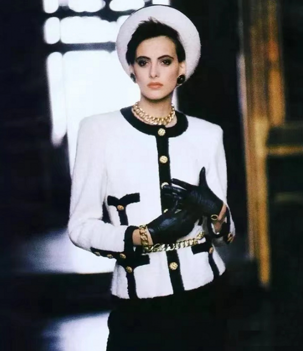 穿不上羽絨服的“暖冬”，少不了這3件外套的陪伴，保暖不臃腫