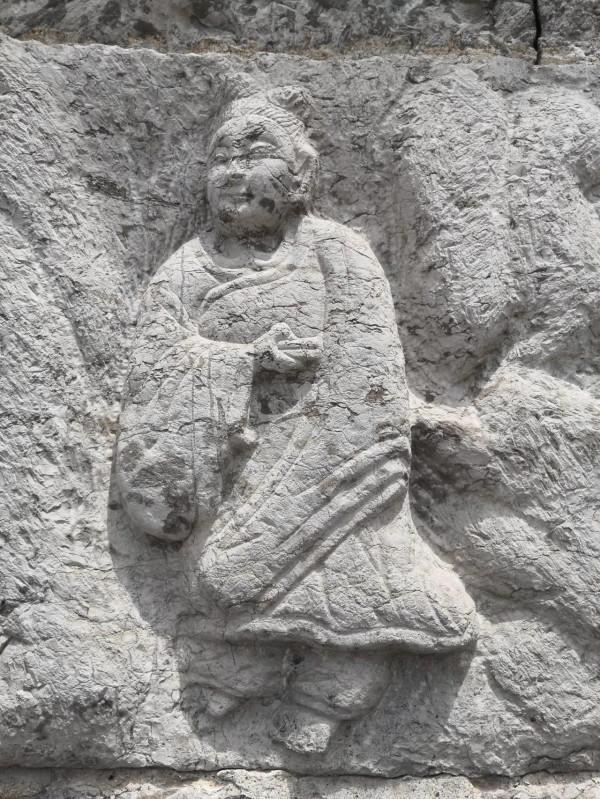 知道嗎？陝西唯一的青石殿，藏在荒野中的寶藏，竟然還不要門票