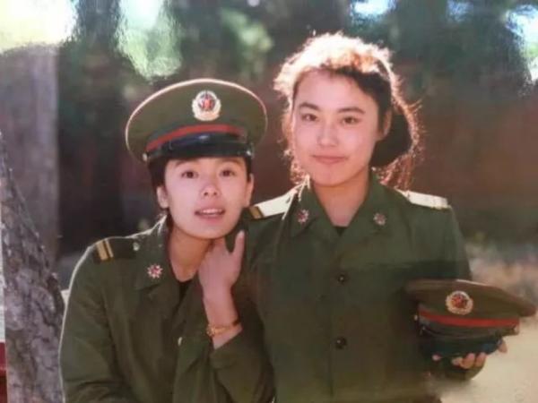 李菁菁:3段婚姻1個孩子,49歲嫁小21歲丈夫,因詐騙跌落神壇 李菁菁:3段婚姻1個孩子,49歲嫁小21歲丈夫,因詐騙跌落神壇