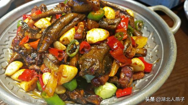 湖北最出名的22道名菜，葷素都有，每一道菜都是湖北人的心頭愛