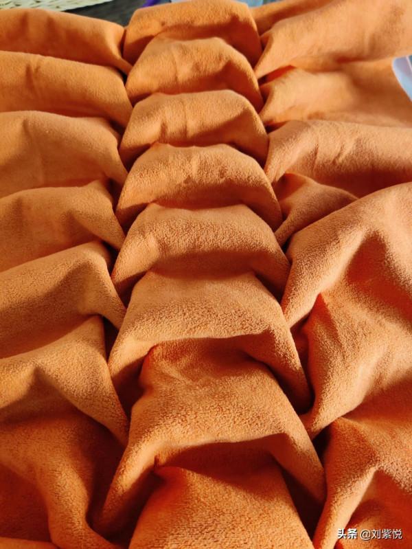 手縫元寶抱枕，一看就會