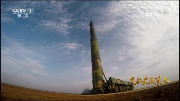 東風-26是如何制導的？火箭軍若用東風-26打擊關島，效果會怎樣？